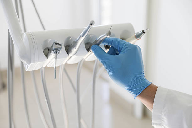 Professional Emergency Dentist technician working in Madill, OK